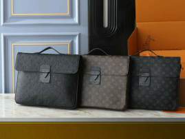Picture of Louis Vuitton Mens Bags _SKUfw188200697fw